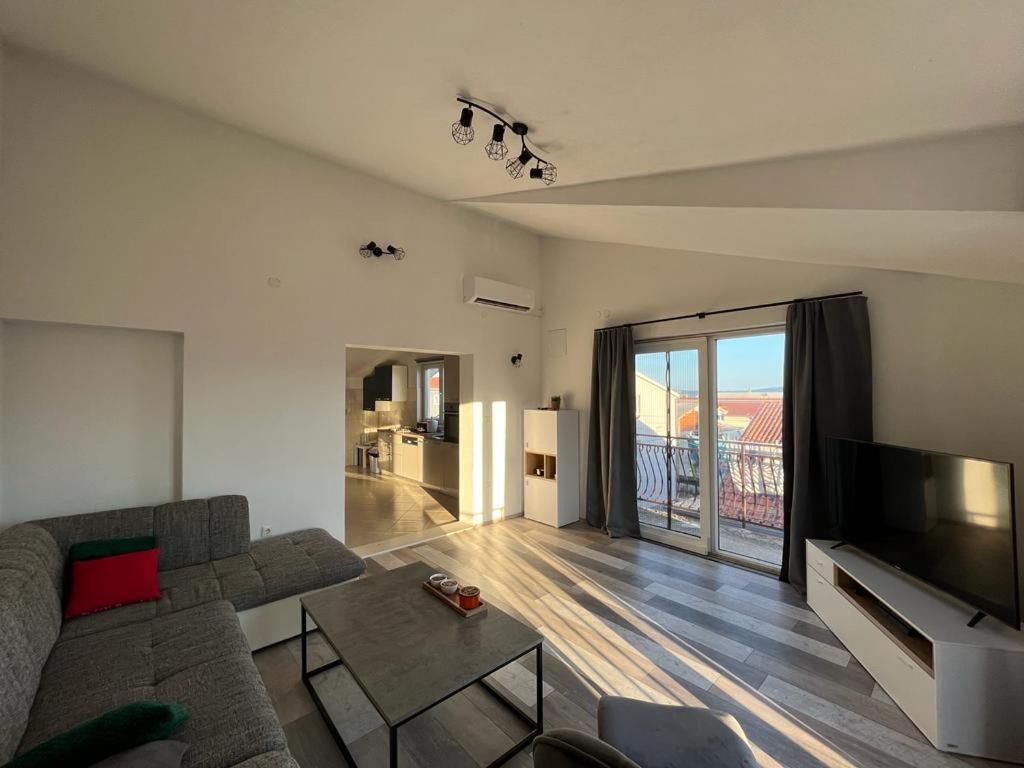 Apartments Majic Каштела Экстерьер фото