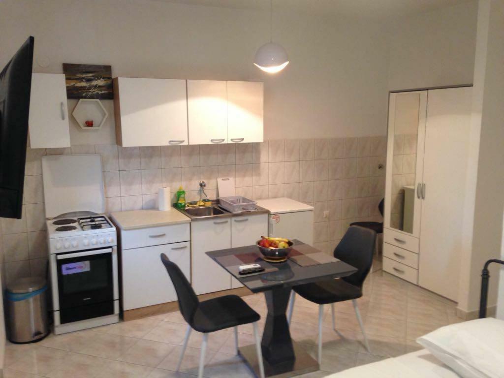 Apartments Majic Каштела Экстерьер фото